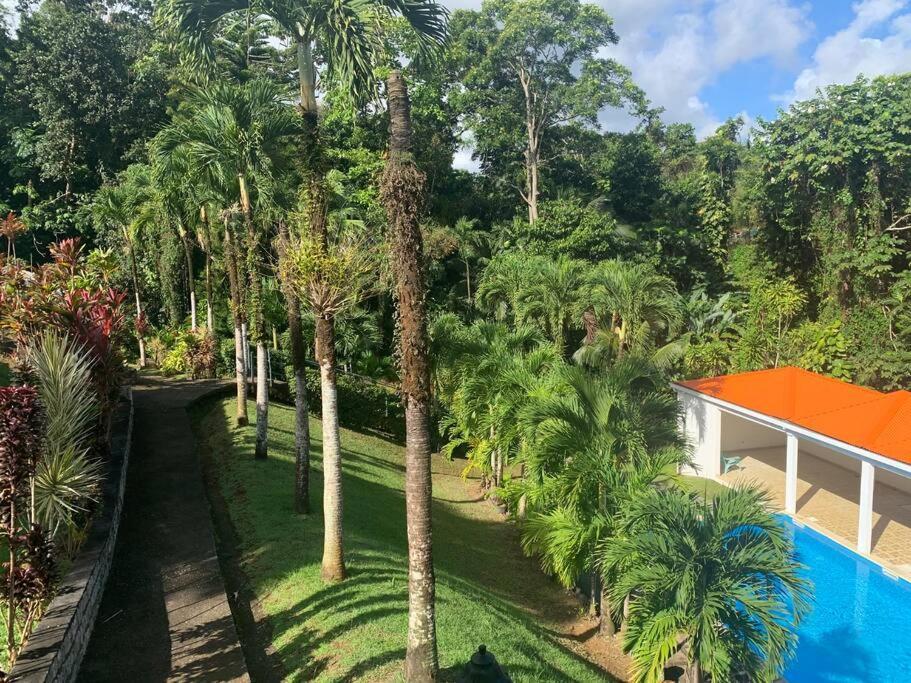 Jardin Secret Villa Пети-Бург Екстериор снимка